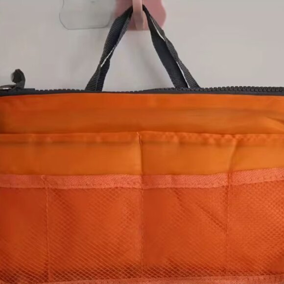 NWT Organizer for bags or vehicles - Picture 3 of 3